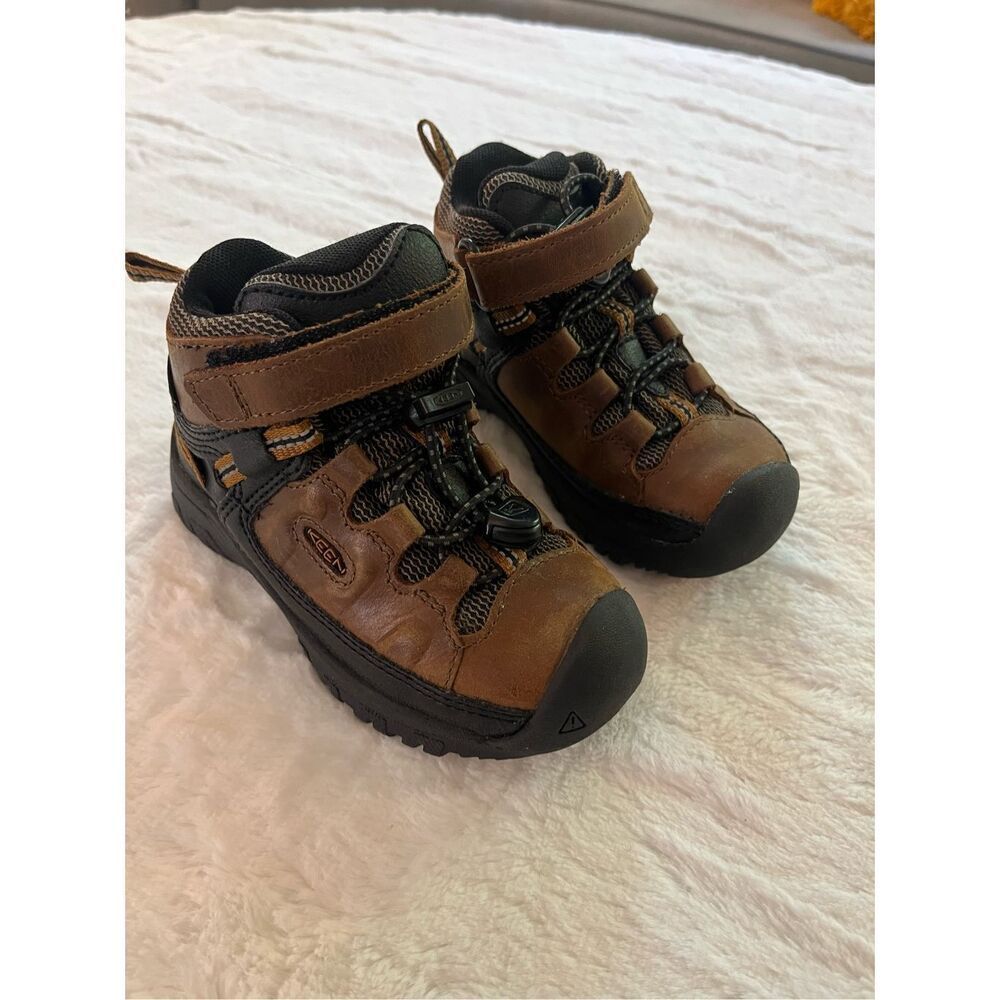 Keen Kids Brown and Black Boots